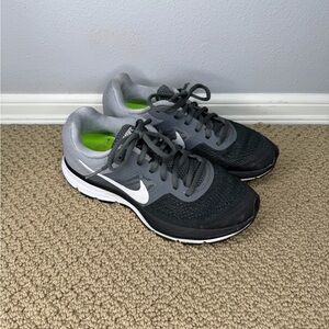 Nike Air Pegasus 30 Running Shoes 599392-010 (Women’s Size 6.5)